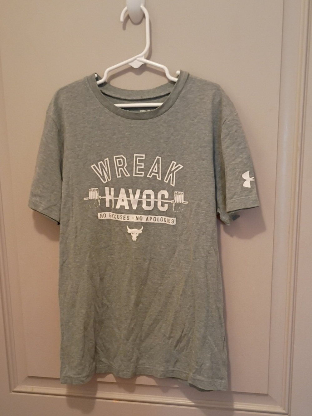 Under armour Boy's Grey Loose Heatgear Wreak Havoc Tshirt Size YMD